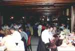 La salle comme nous la voyions de la table d'honneur